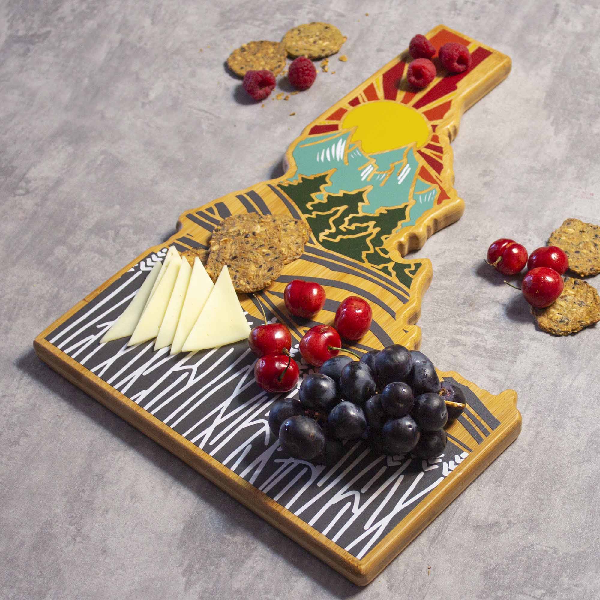 totally-bamboo-idaho-cutting-board-with-artwork-by-summer-stokes image 3