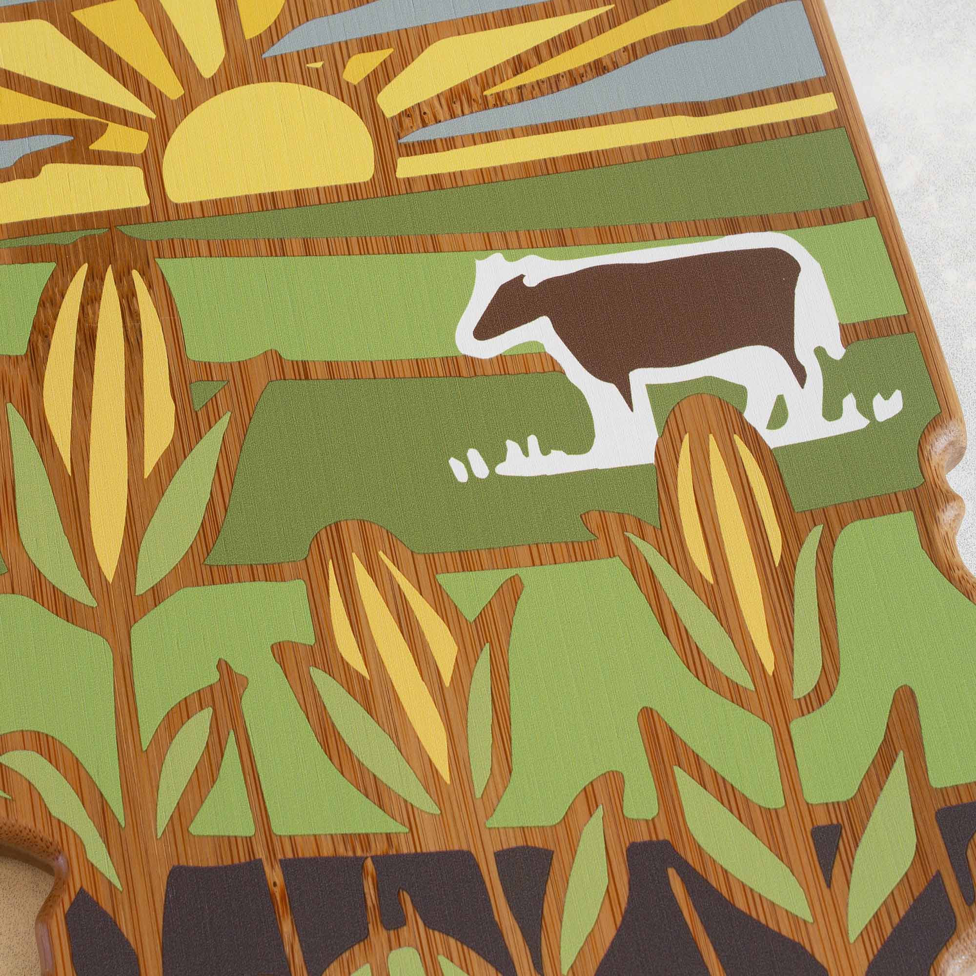 totally-bamboo-illinois-state-shaped-cutting-board-with-summer-stokes-artwork-ba image 6