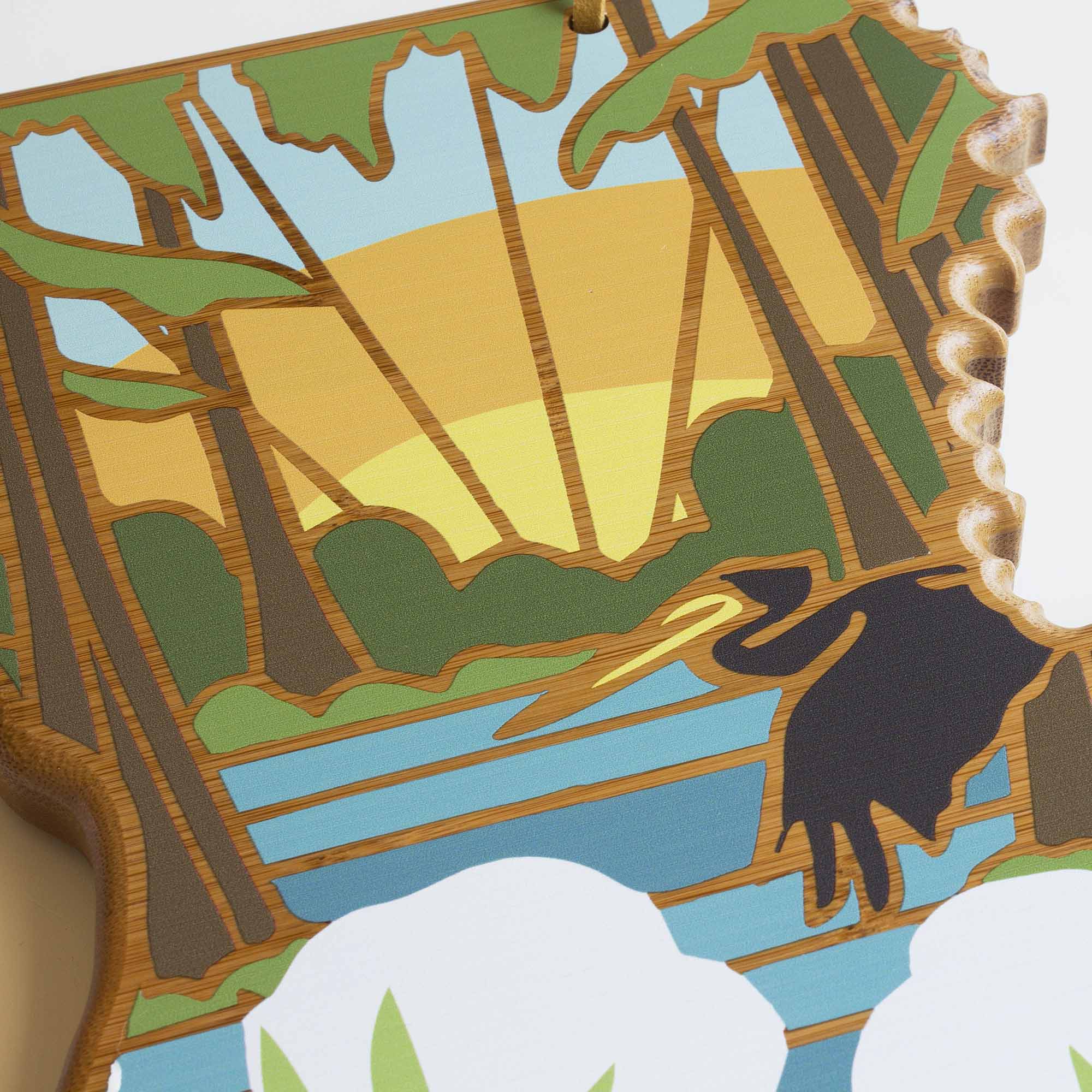 totally-bamboo-louisiana-state-shaped-cutting-board-with-summer-stokes-artwork-b image 6