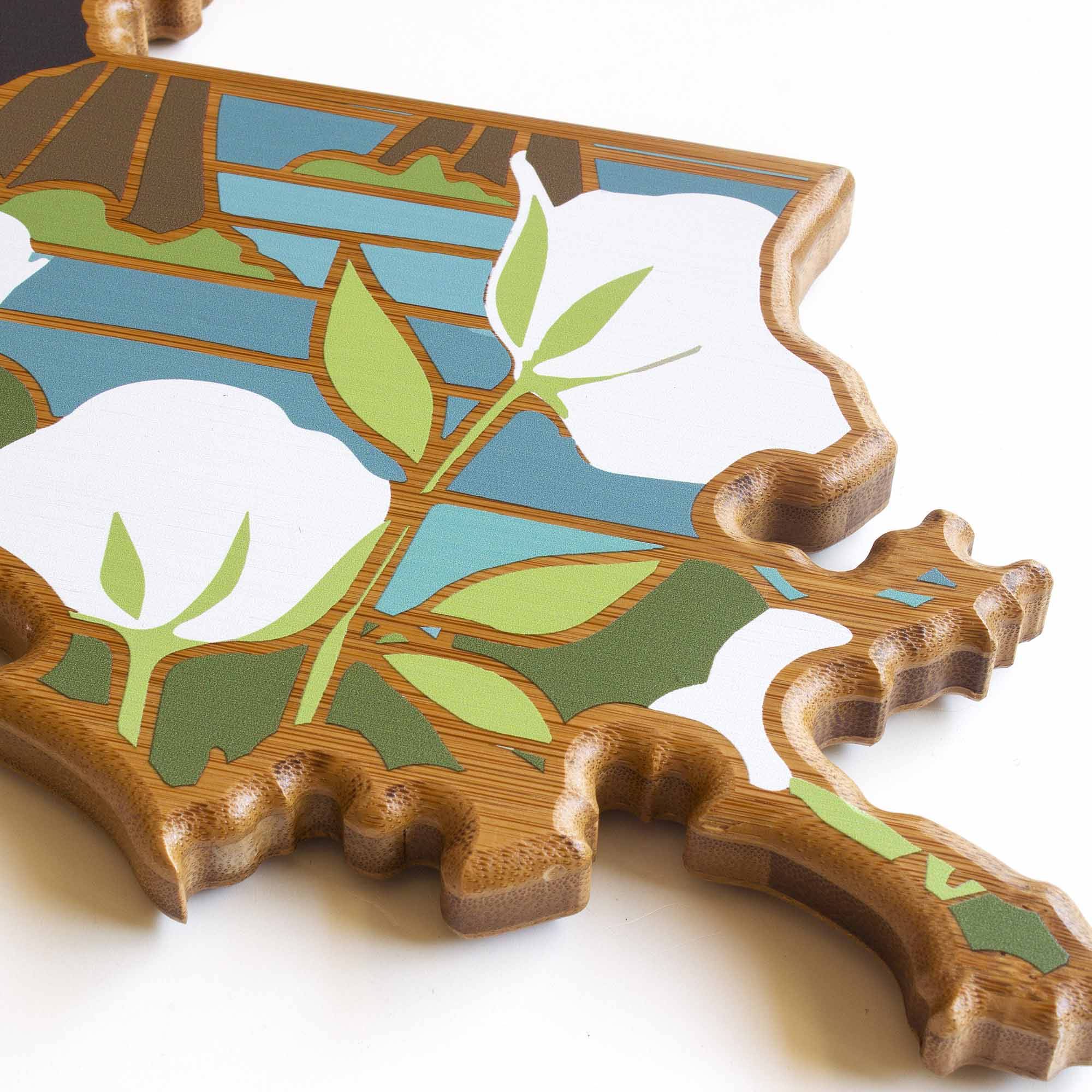 totally-bamboo-louisiana-state-shaped-cutting-board-with-summer-stokes-artwork-b image 5