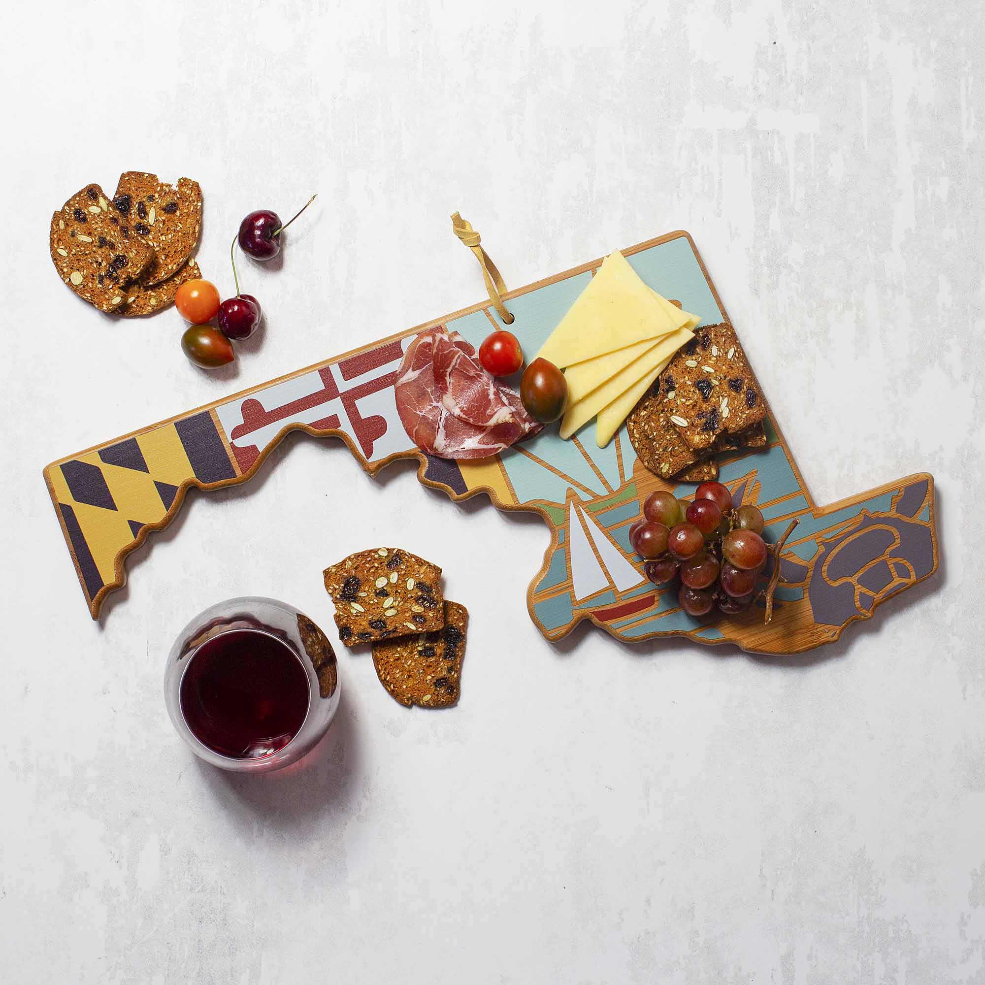 totally-bamboo-maryland-cutting-board-with-artwork-by-summer-stokes image 2