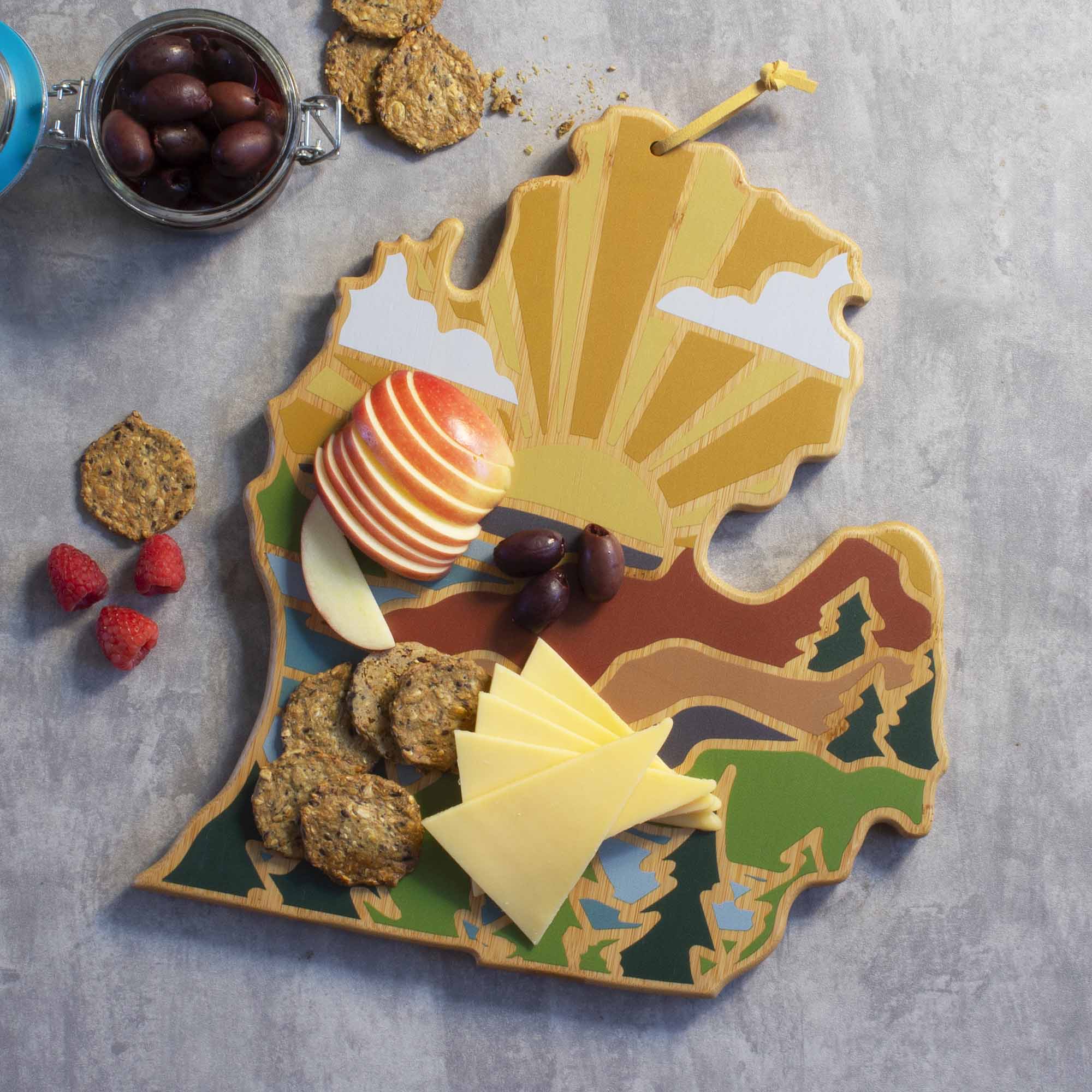 totally-bamboo-michigan-mitten-cutting-board-with-artwork-by-summer-stokes image 2