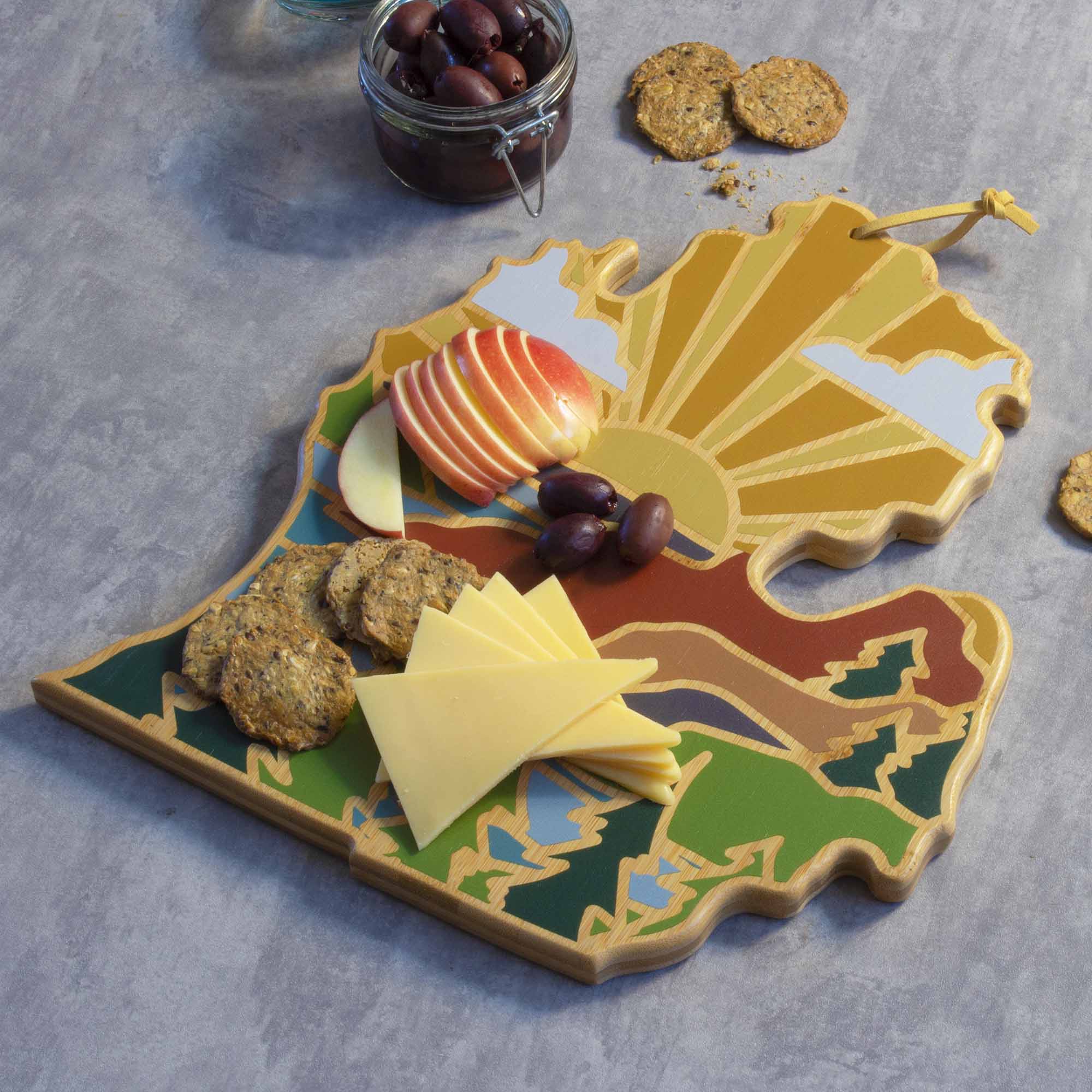 totally-bamboo-michigan-mitten-cutting-board-with-artwork-by-summer-stokes image 3