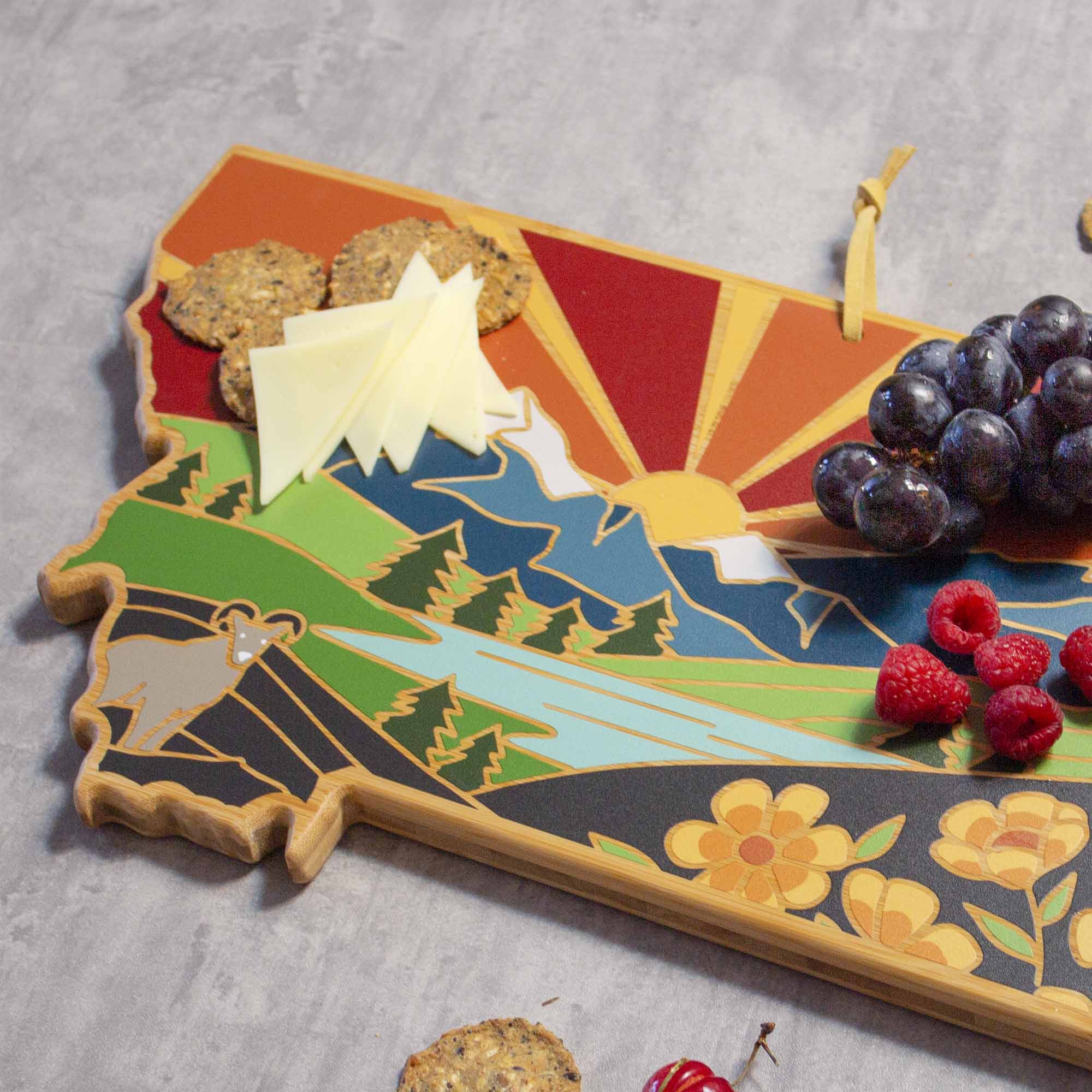 totally-bamboo-montana-state-shaped-cutting-board-with-summer-stokes-artwork image 3
