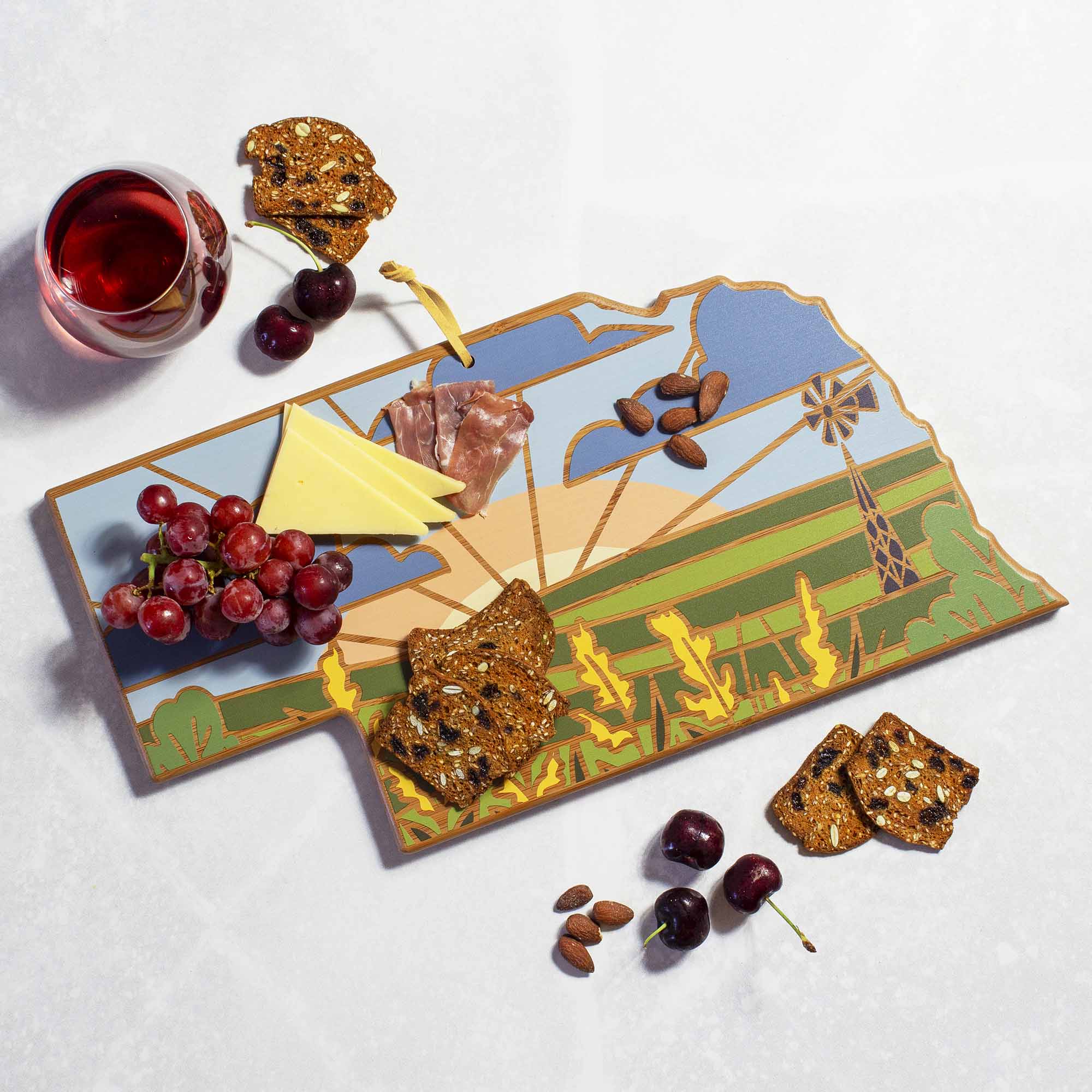 totally-bamboo-nebraska-cutting-board-with-artwork-by-summer-stokes image 2