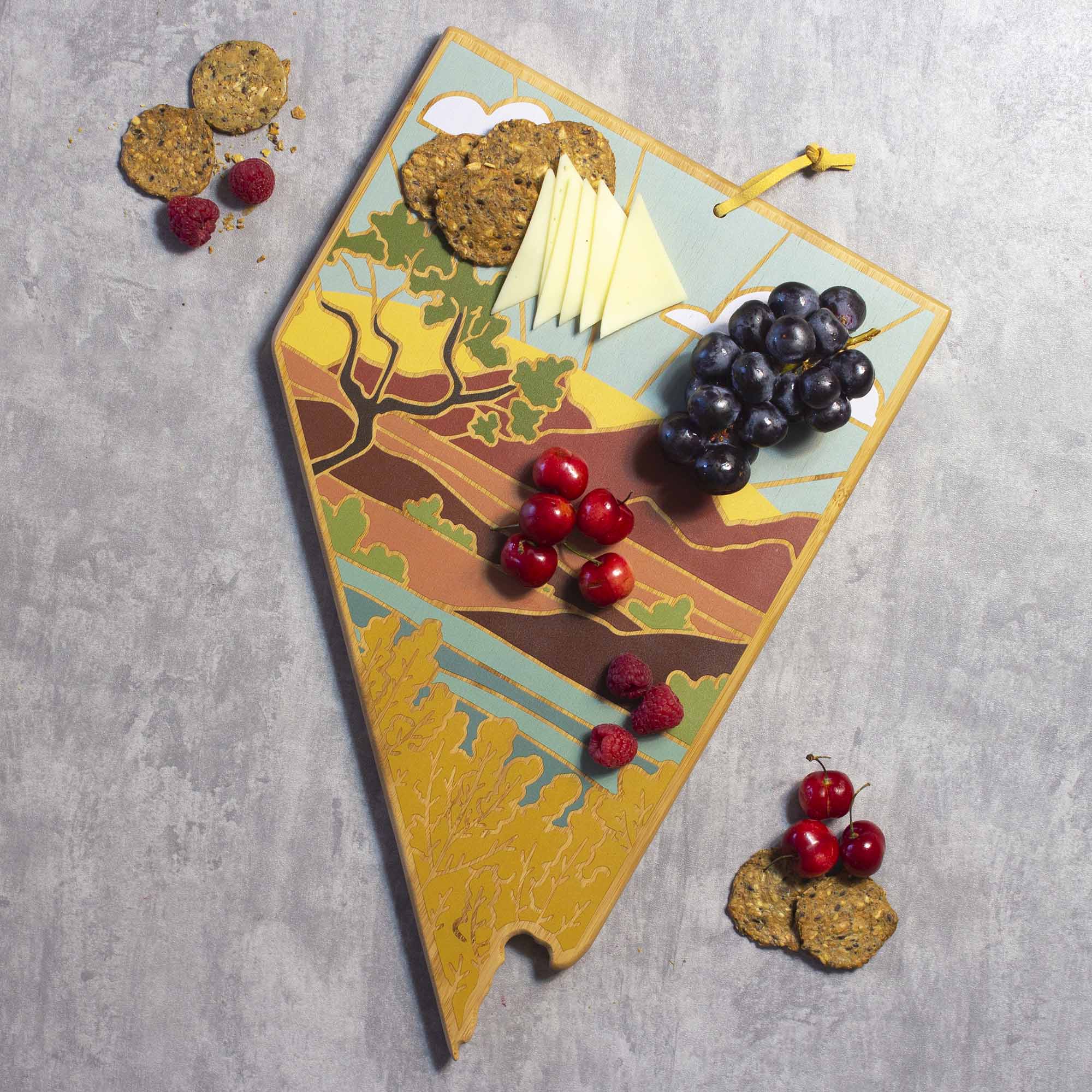 totally-bamboo-nevada-cutting-board-with-artwork-by-summer-stokes image 2