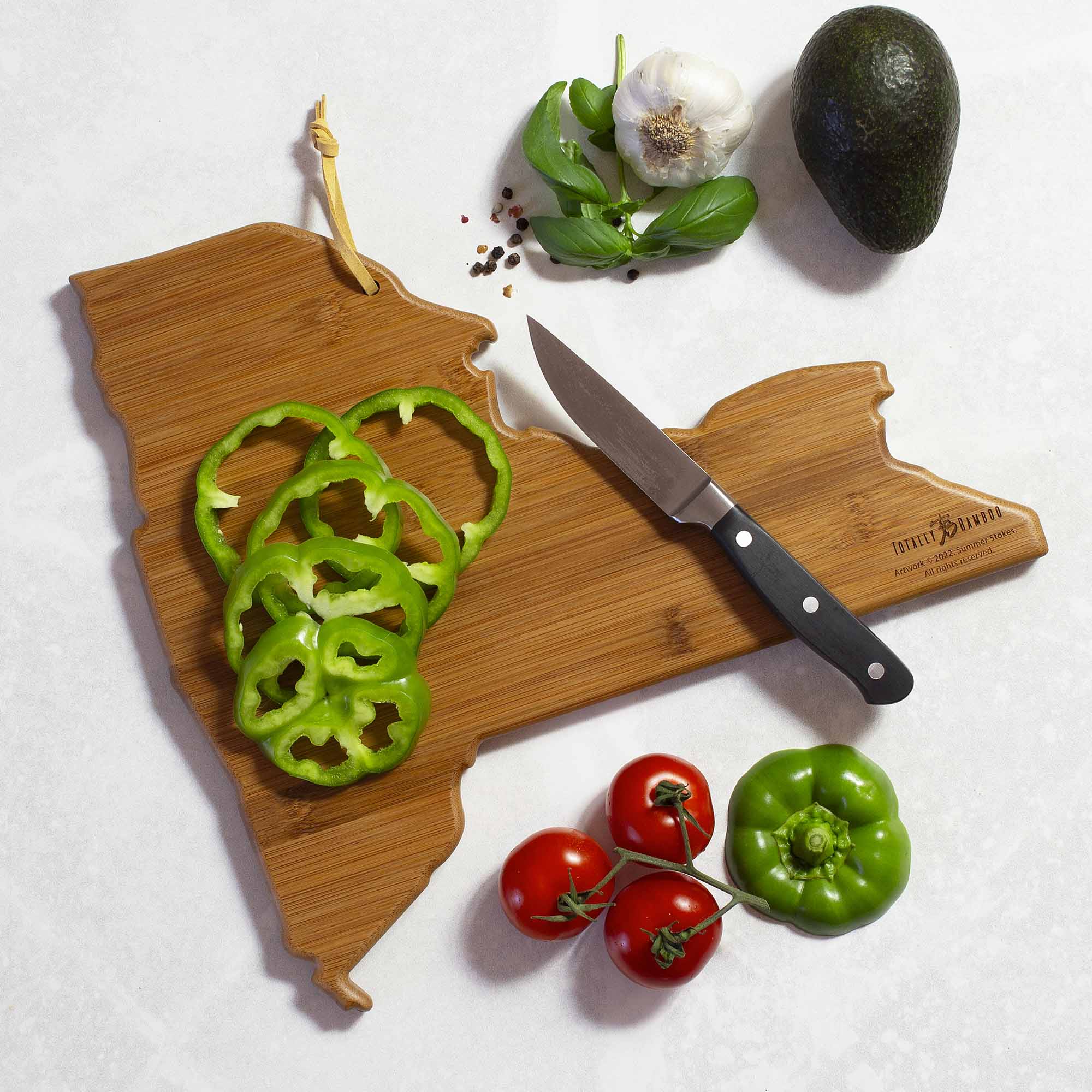 totally-bamboo-new-york-state-shaped-cutting-board-with-artwork-by-summer-stokes image 3