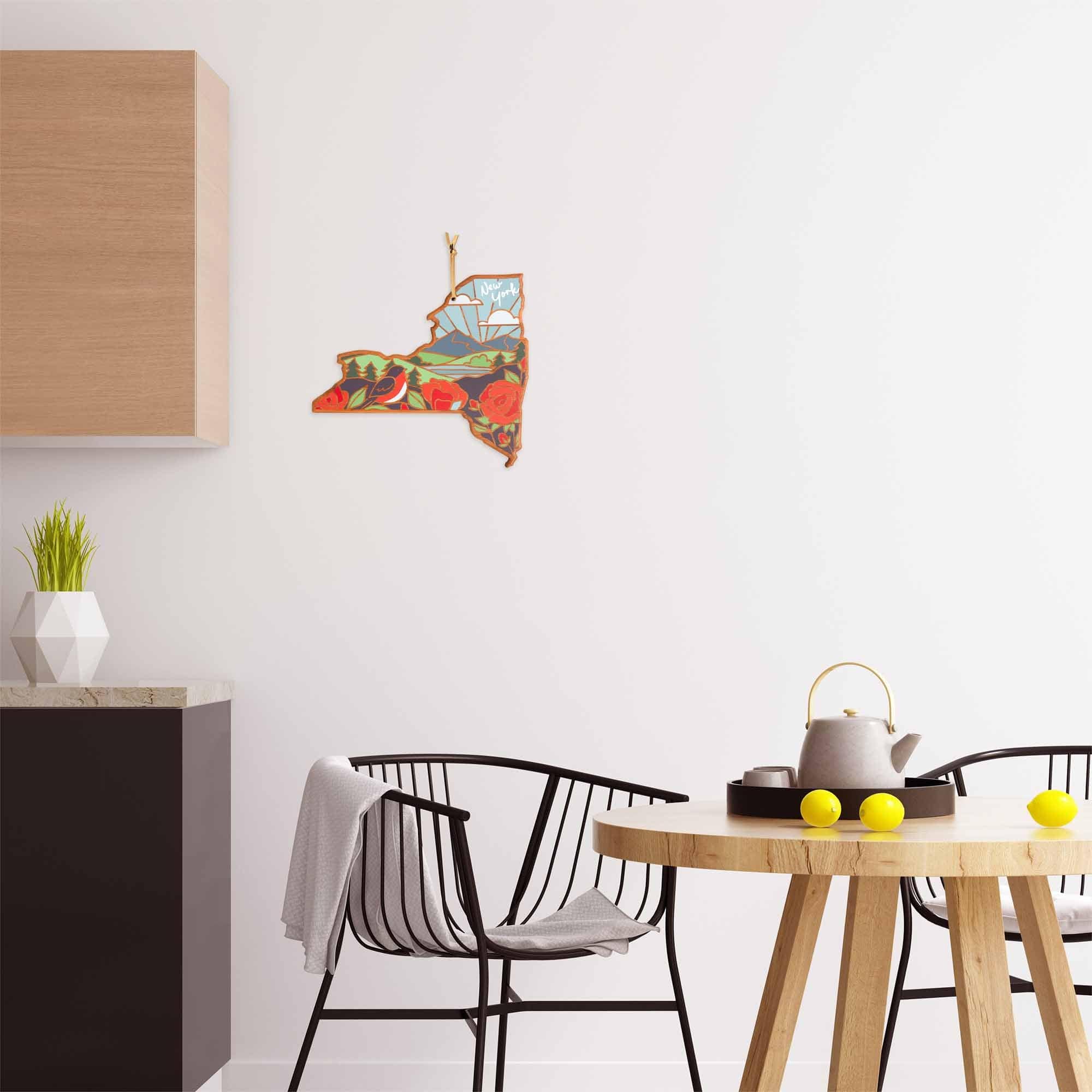 totally-bamboo-new-york-state-shaped-cutting-board-with-artwork-by-summer-stokes image 4