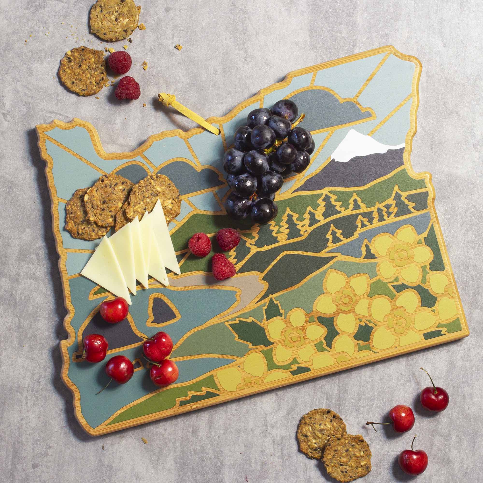 totally-bamboo-oregon-state-shaped-cutting-board-with-artwork-by-summer-stokes image 2