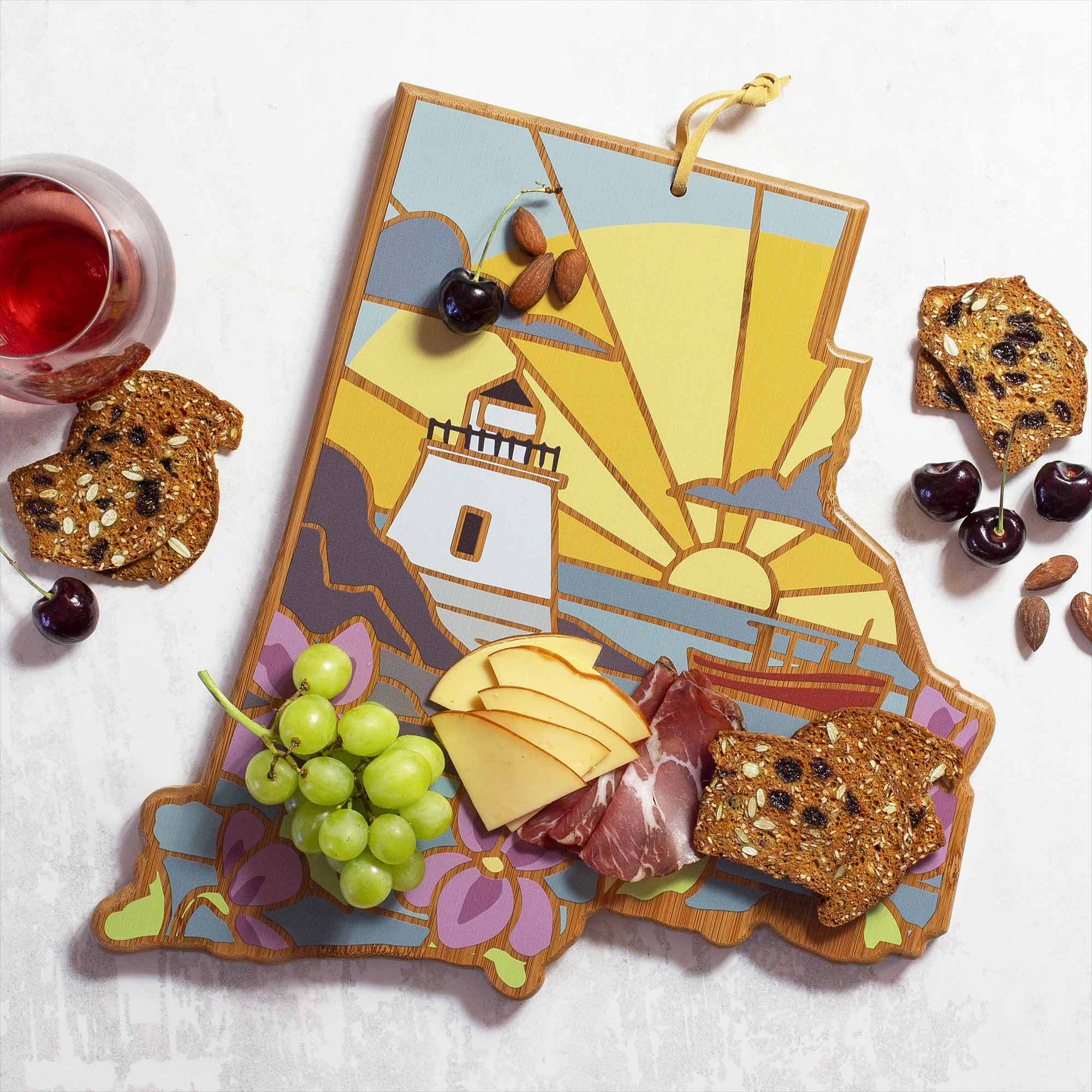 totally-bamboo-rhode-island-cutting-board-with-artwork-by-summer-stokes image 2