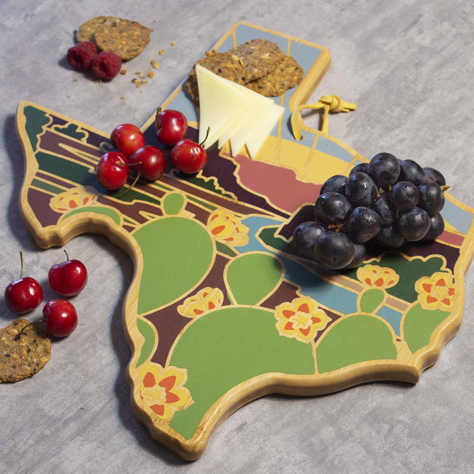 totally-bamboo-texas-cutting-board-with-artwork-by-summer-stokes image 3
