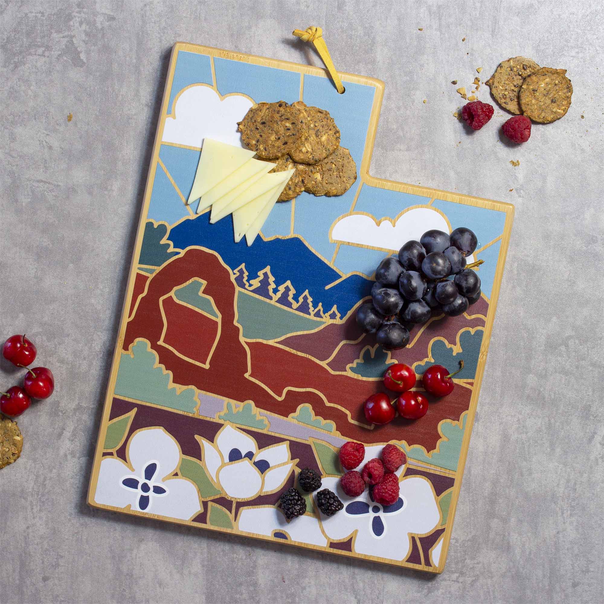 totally-bamboo-utah-cutting-board-with-artwork-by-summer-stokes image 2