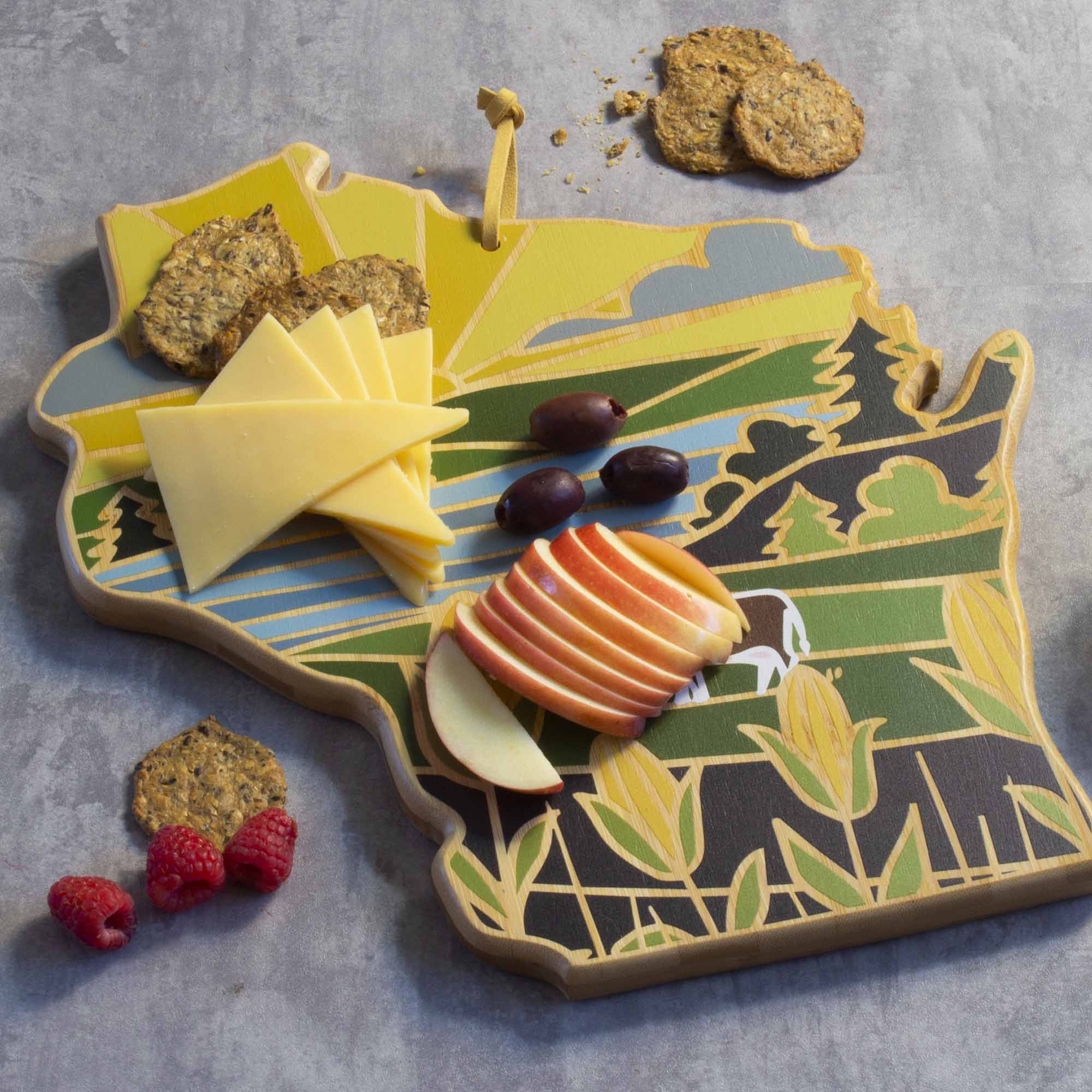 totally-bamboo-wisconsin-cutting-board-with-artwork-by-summer-stokes-state-shape image 3