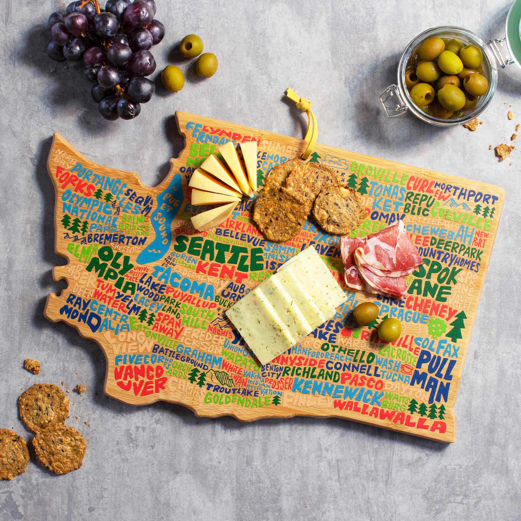 totally-bamboo-washington-cutting-board-with-artwork-by-wander-on-words image 2