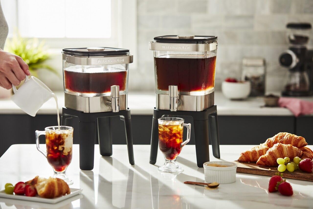 kitchenaid-38-oz-cold-brew-coffee-maker-with-stainless-steel-tap-kcm5912 image 3