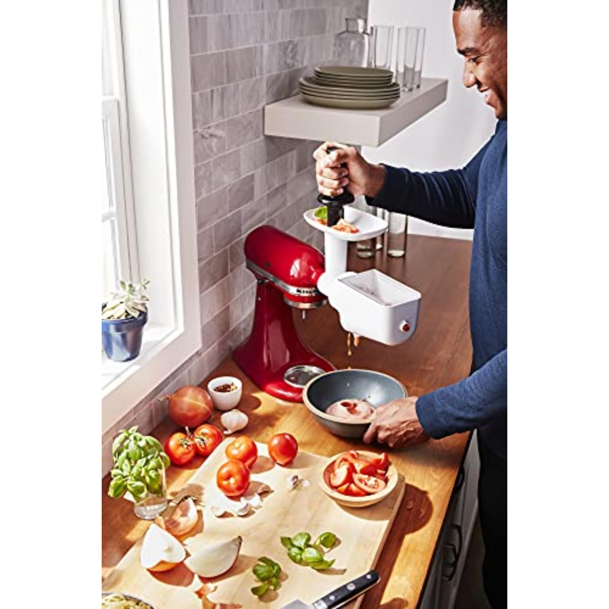 kitchenaid-fruit-and-vegetable-strainer-attachment-ksmfvsp image 5