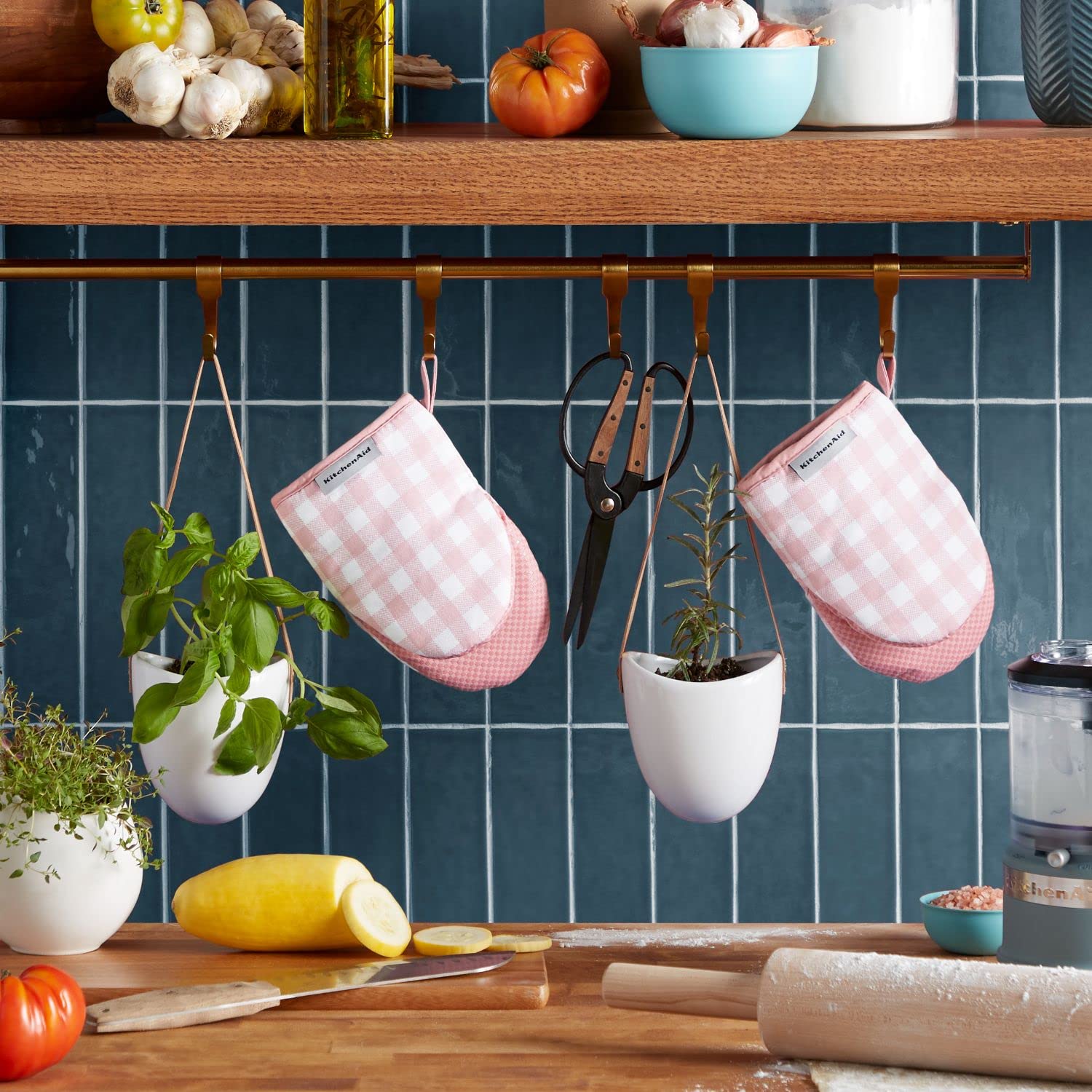 kitchenaid-gingham-mini-oven-mitt-2-pack-set-dried-rose-5-5-x8 image 2
