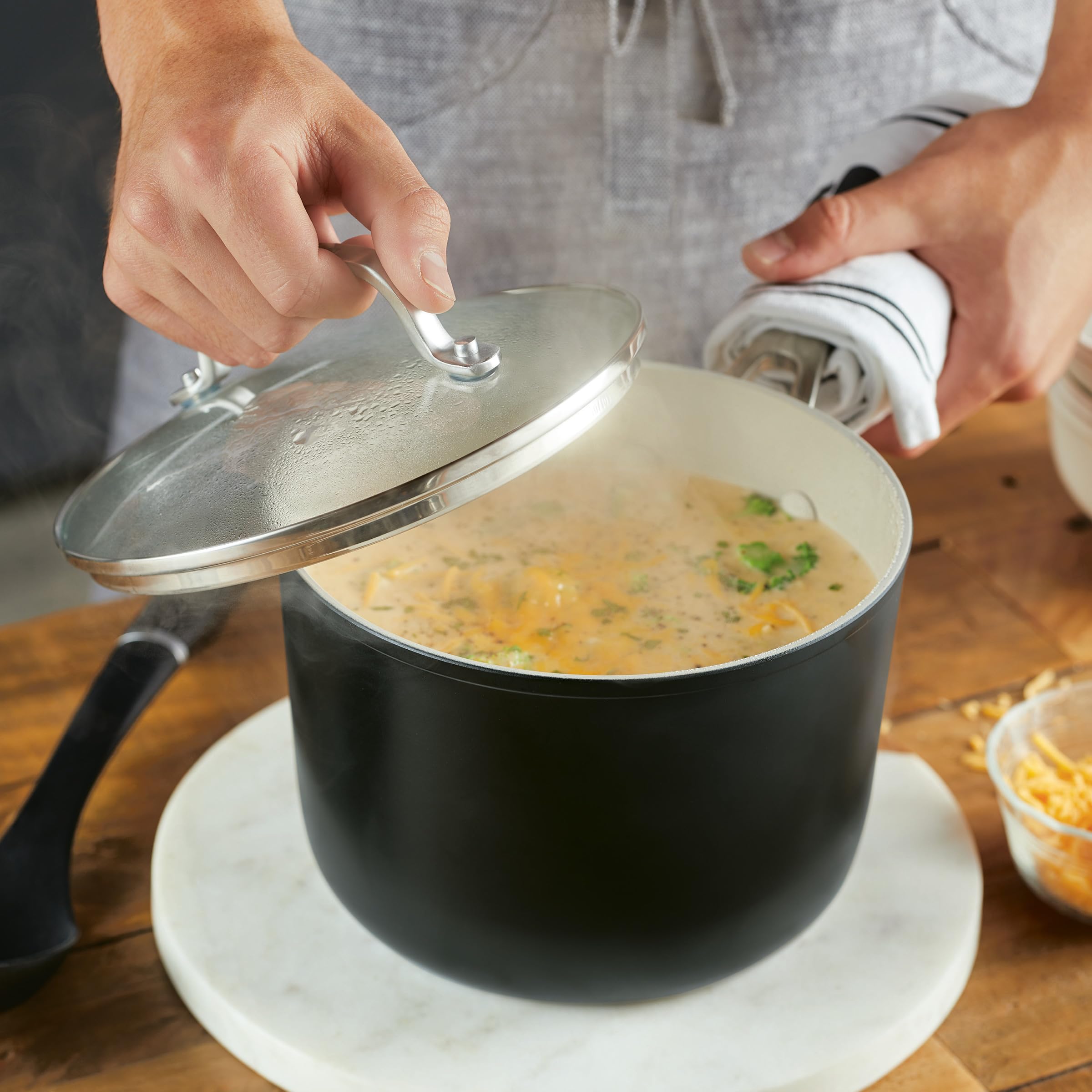 kitchenaid-hard-anodized-ceramic-nonstick-sauce-pan-with-lid-3-quart-matte-black image 7