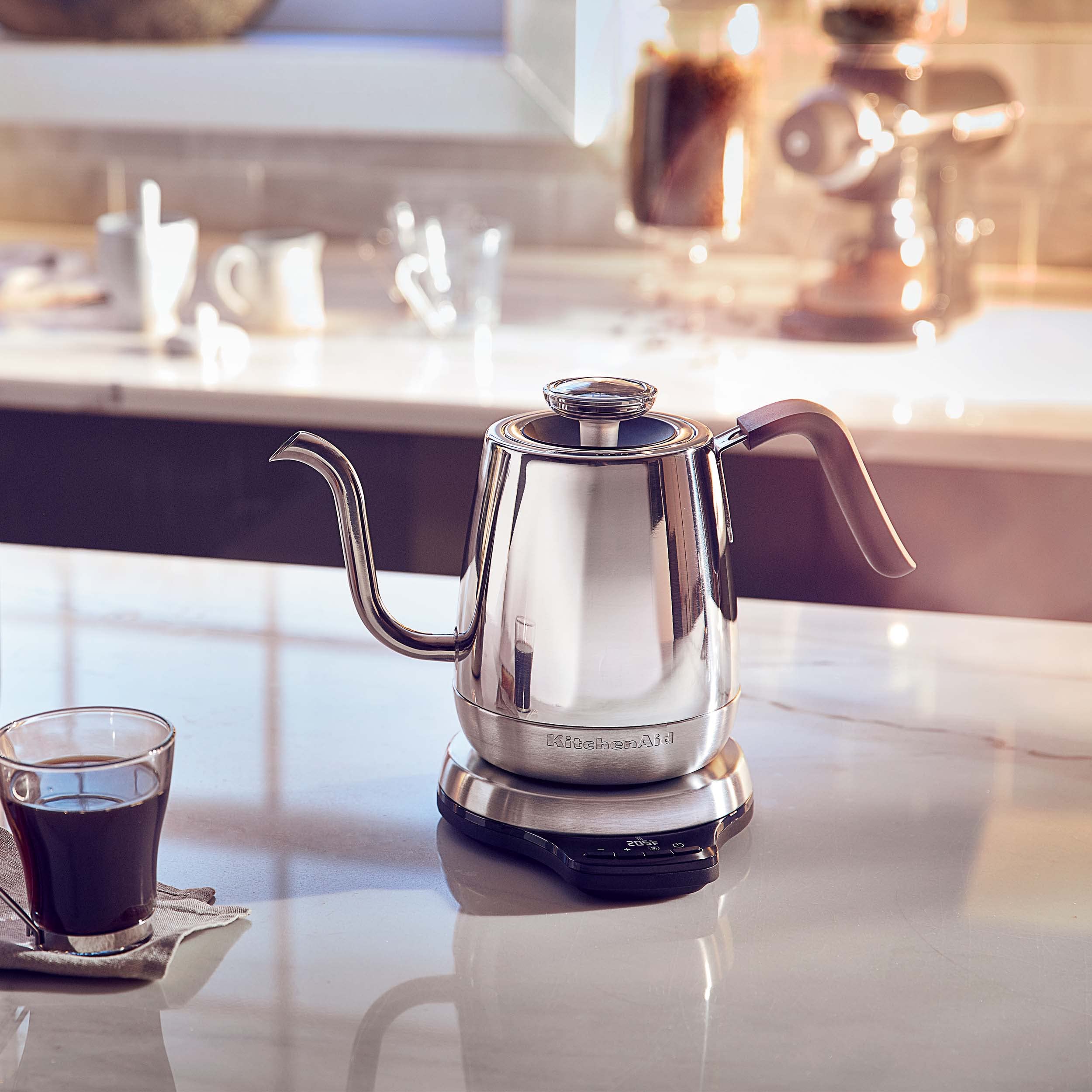 kitchenaid-precision-gooseneck-digital-kettle-kek1032-1-liter-stainless-steel image 2