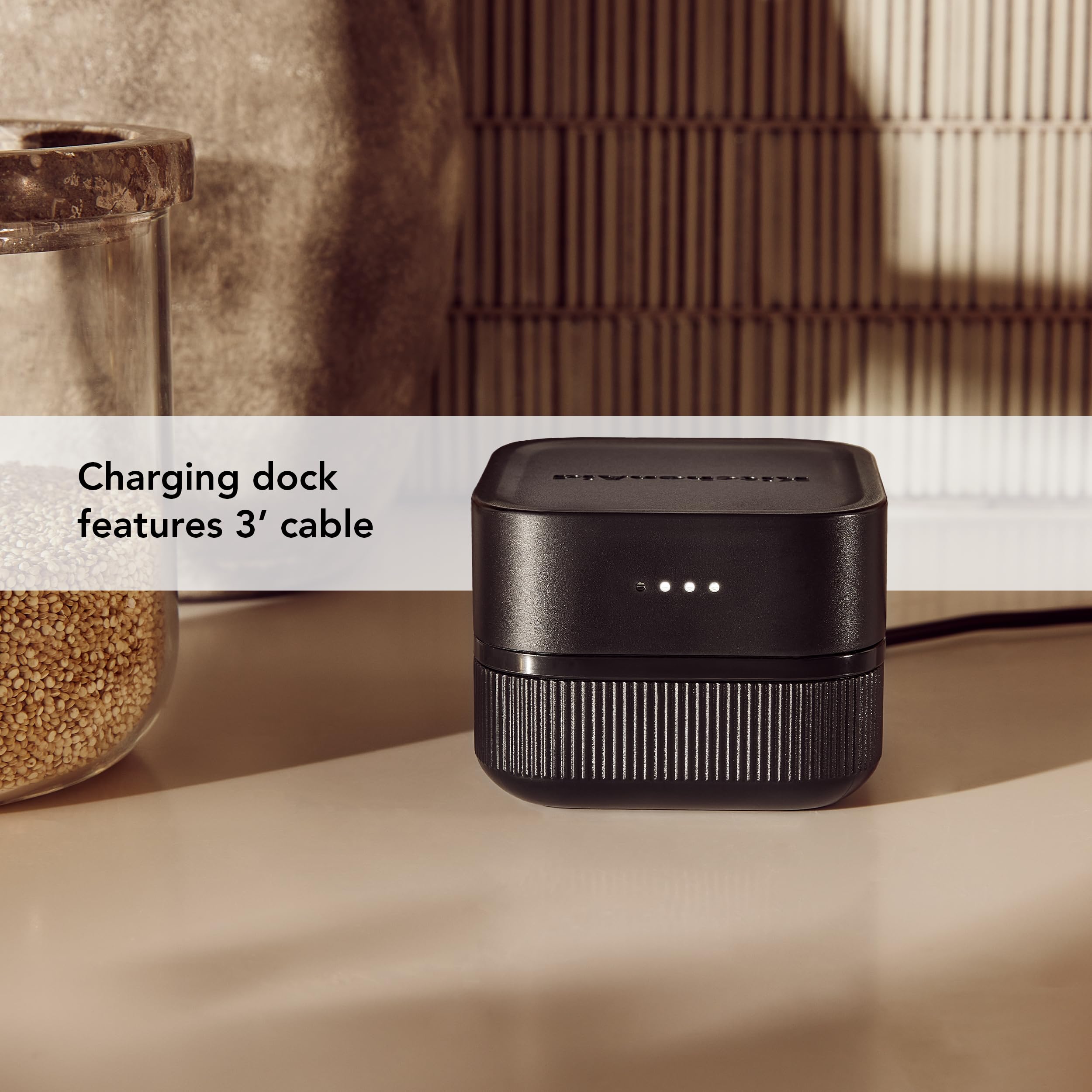 kitchenaid-go-usb-charging-dock-kbrc12-fast-convenient-battery-charging image 4