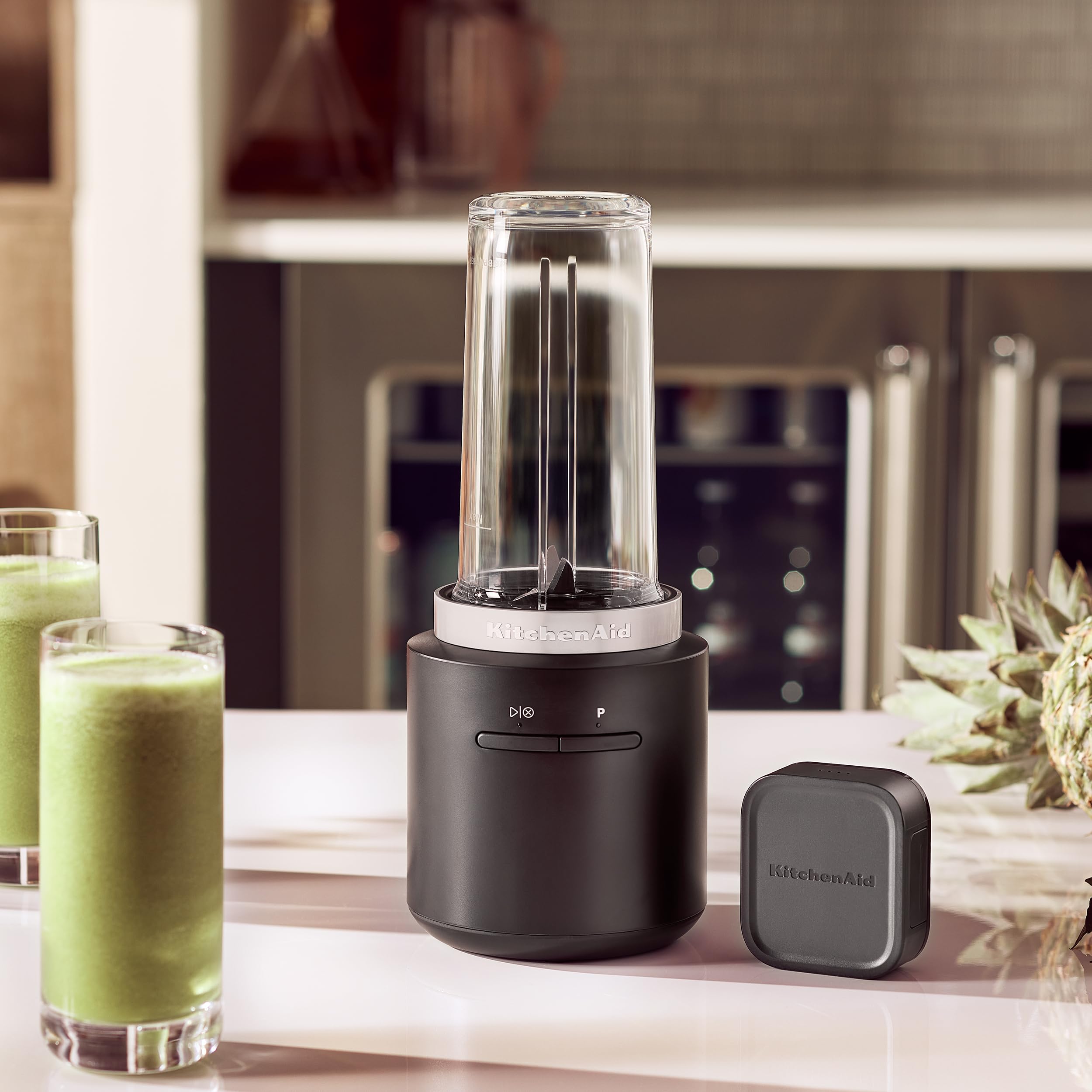 kitchenaid-go-cordless-personal-blender-with-battery-ksbr256-black-matte image 8