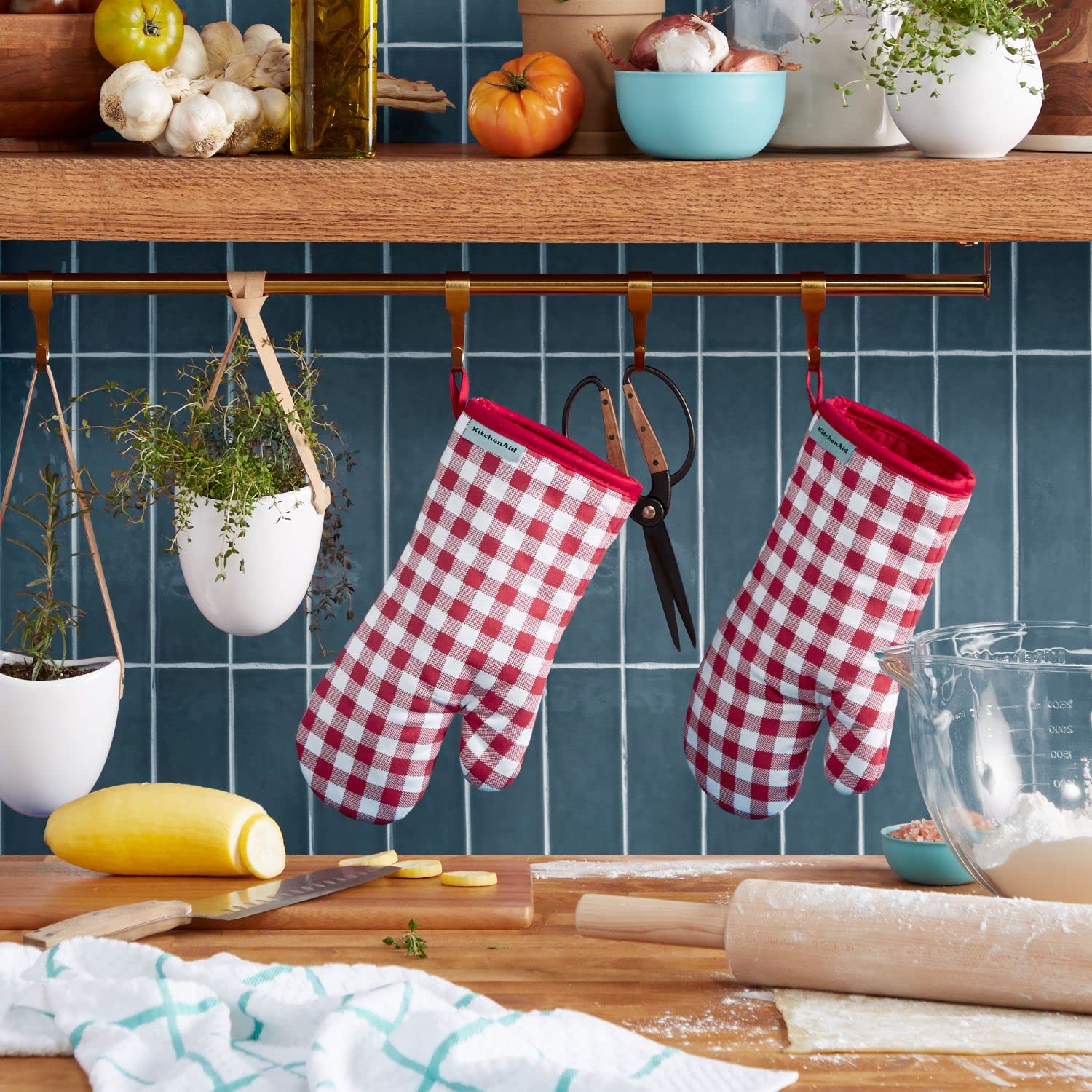 kitchenaid-gingham-oven-mitt-2-pack-passion-red-7-x13 image 2
