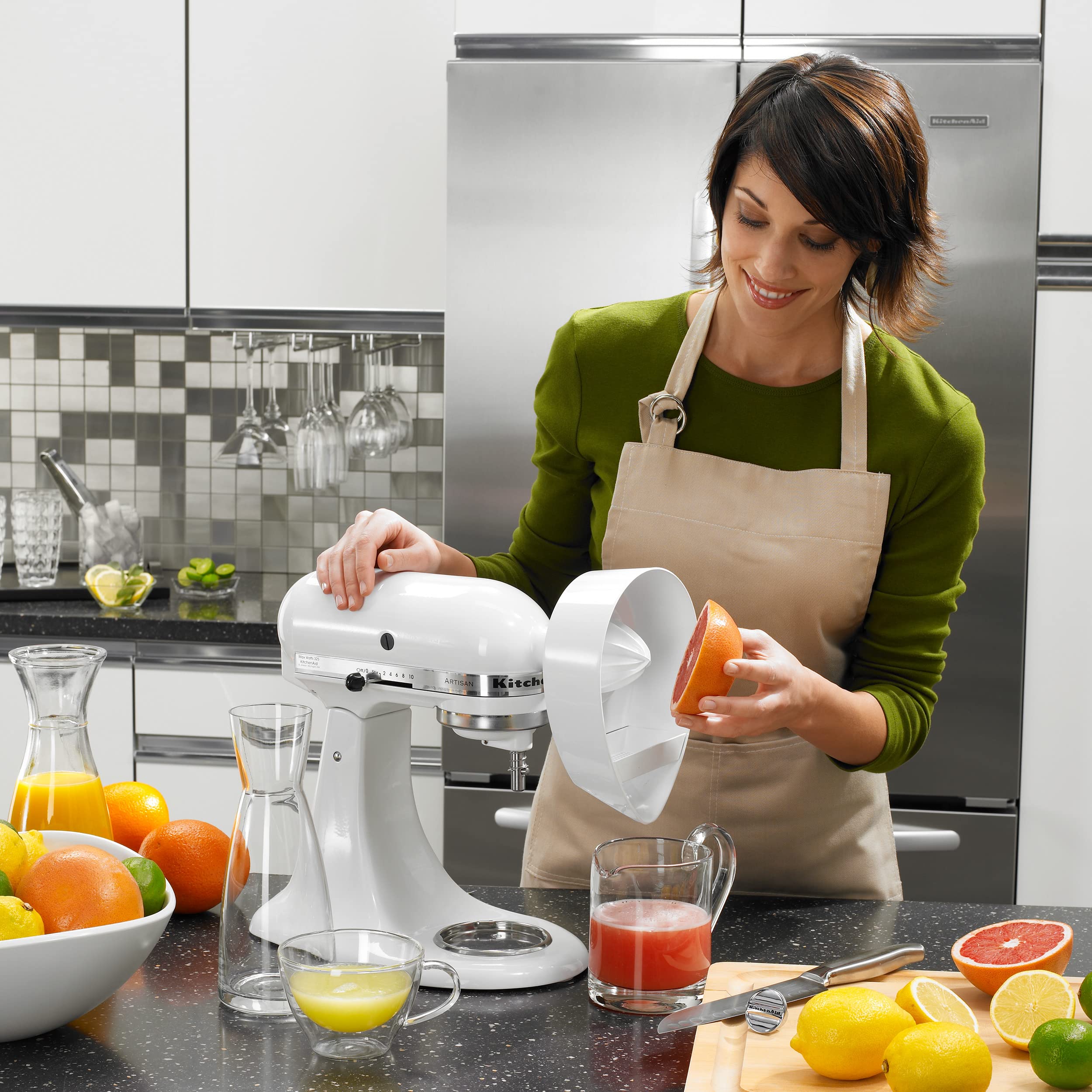 kitchenaid-white-citrus-juicer-attachment-for-stand-mixers-model-je-for-lemons-o image 6