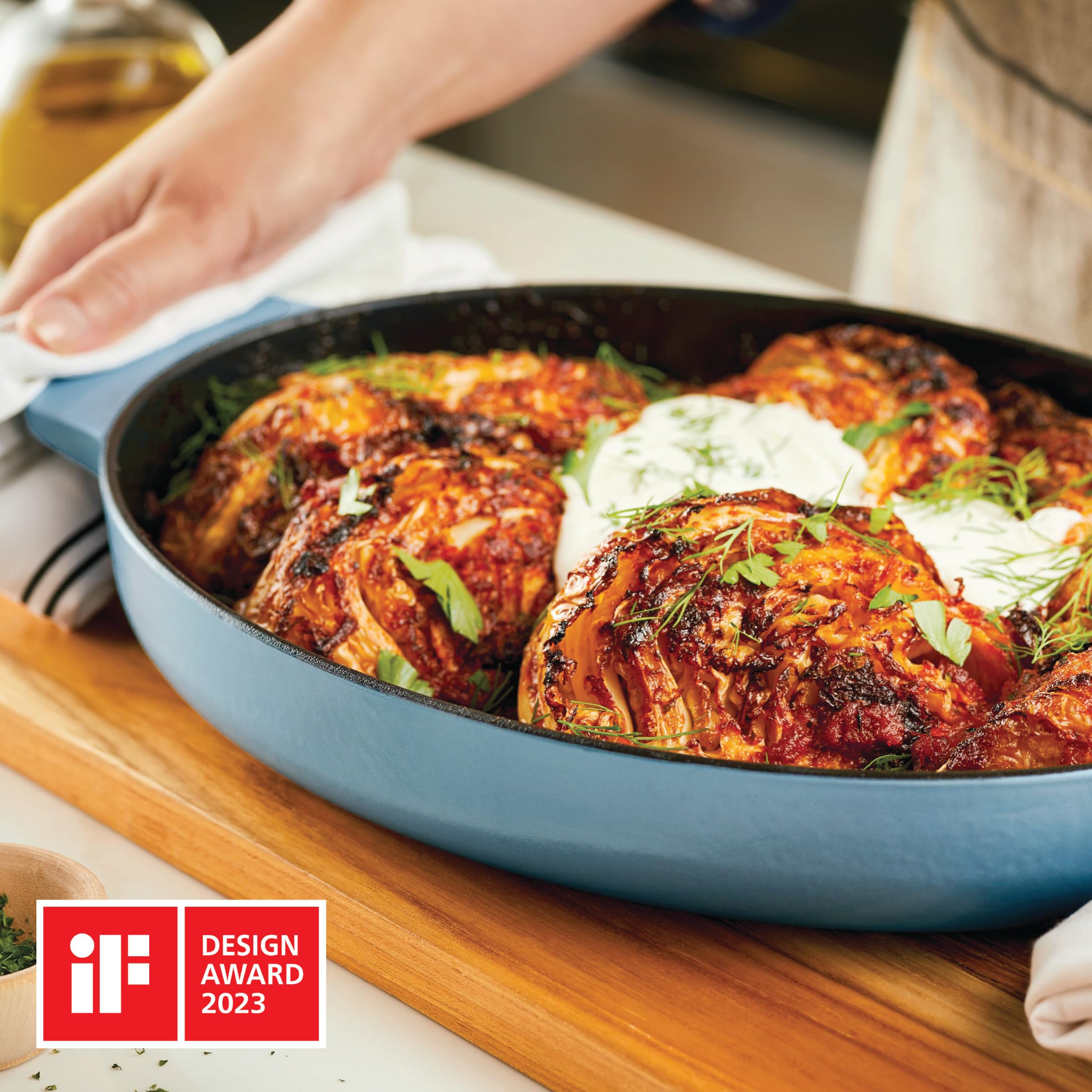 kitchenaid-enameled-cast-iron-au-gratin-oval-roasting-pan-2-5-quart-blue-velvet image 3