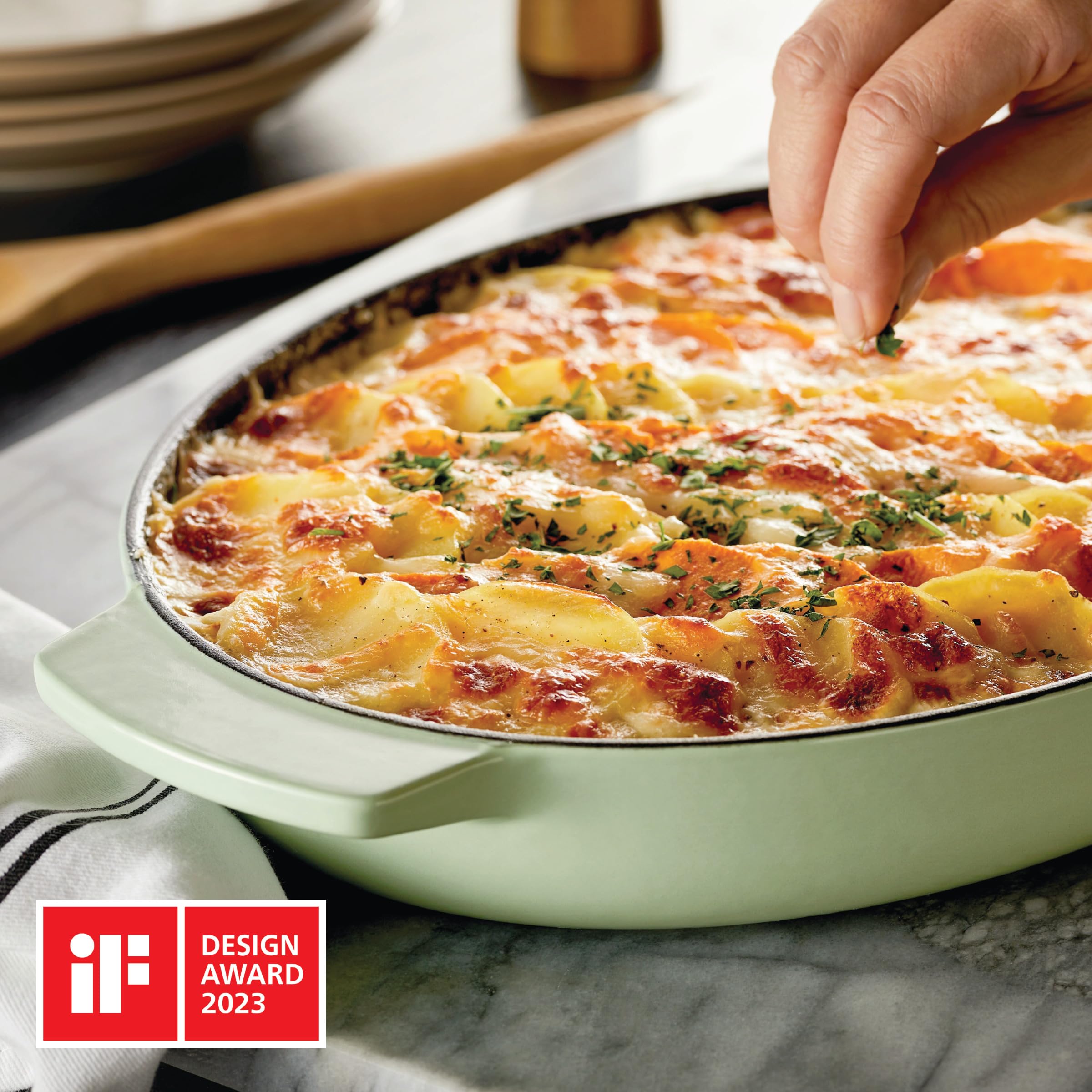 kitchenaid-enameled-cast-iron-au-gratin-oval-roasting-pan-2-5-quart-pistachio image 3