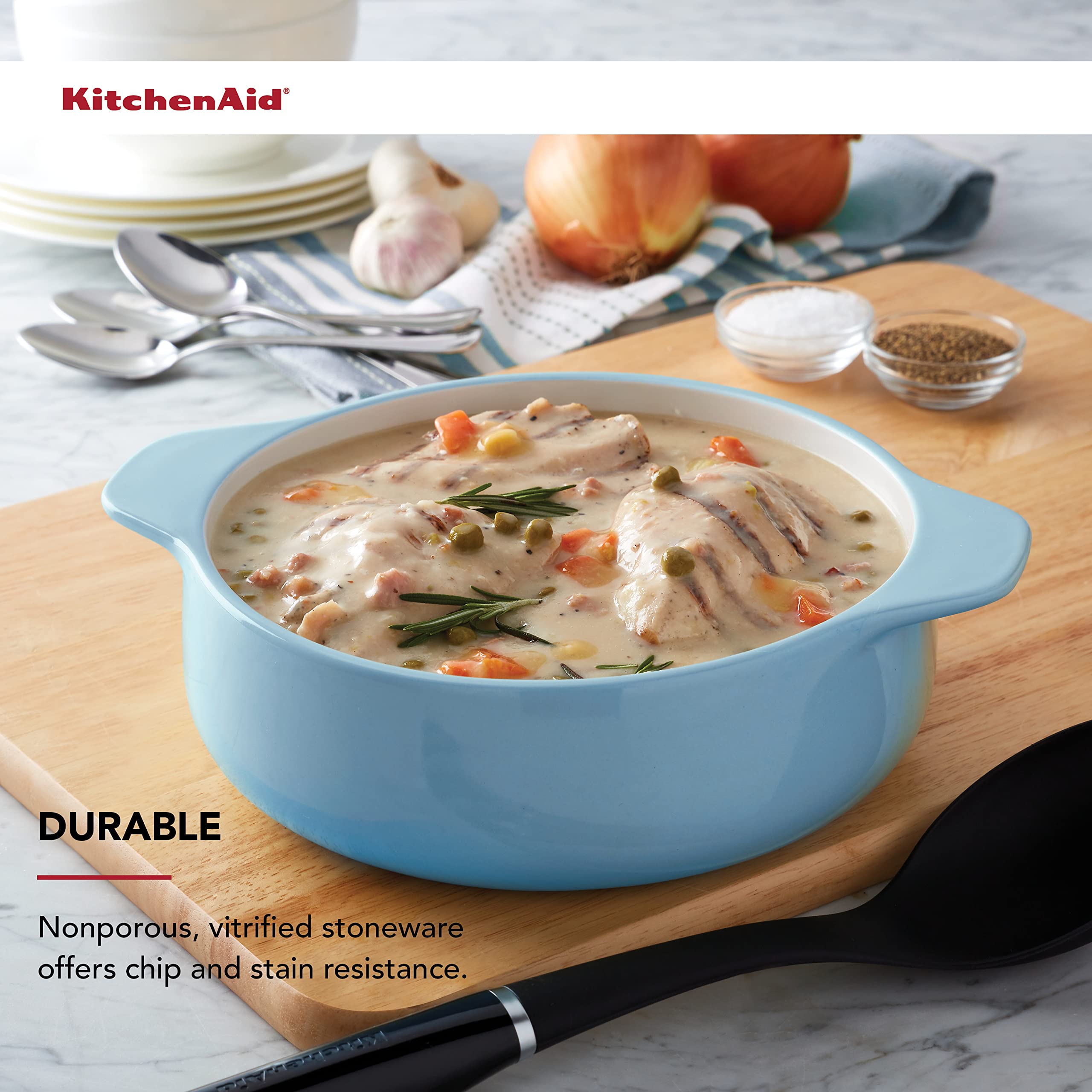kitchenaid-vitrified-stoneware-round-casserole-baker-2-25-quart-blue-velvet image 4