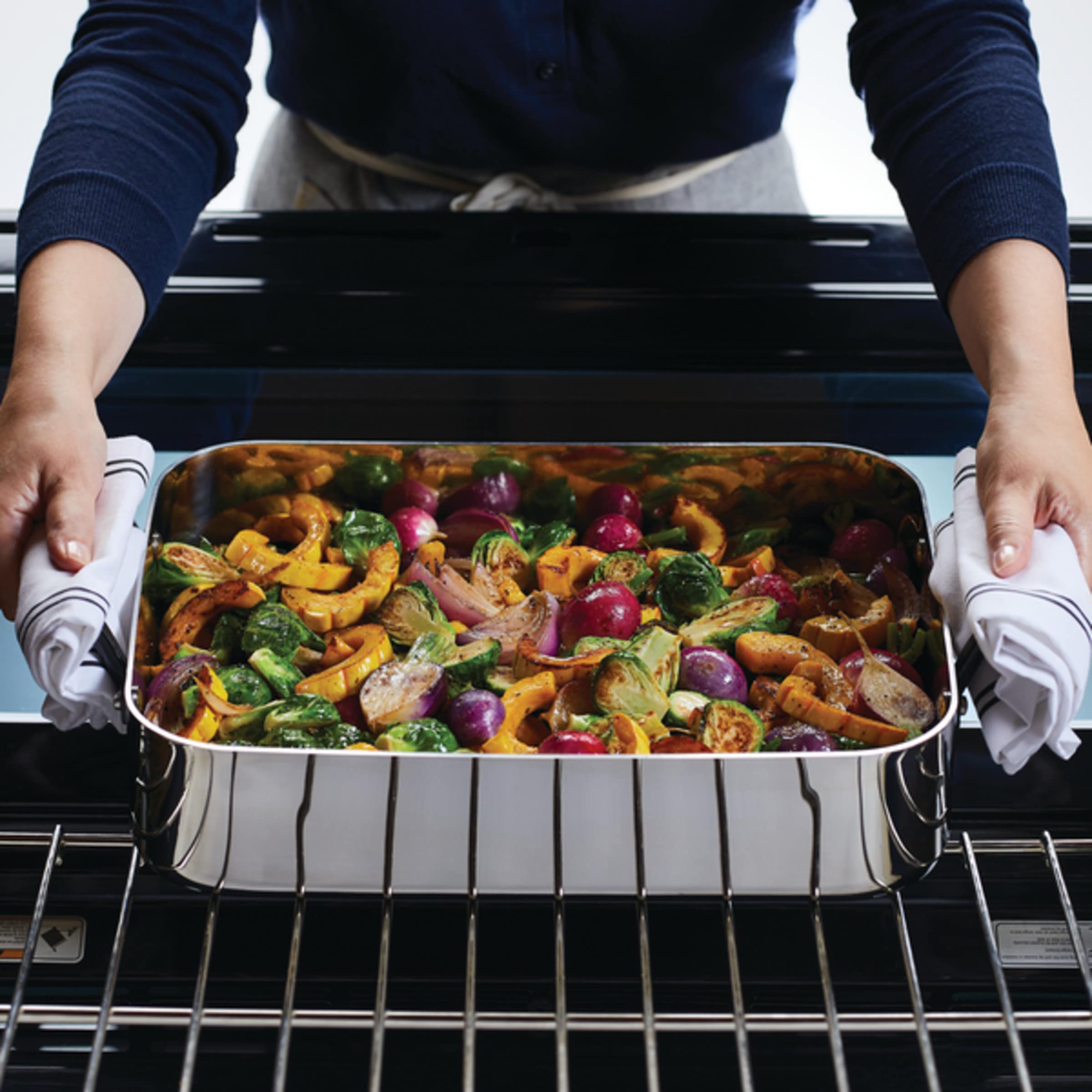 kitchenaid-5-ply-clad-stainless-steel-roaster-with-removable-rack-15-x-11-5-poli image 7